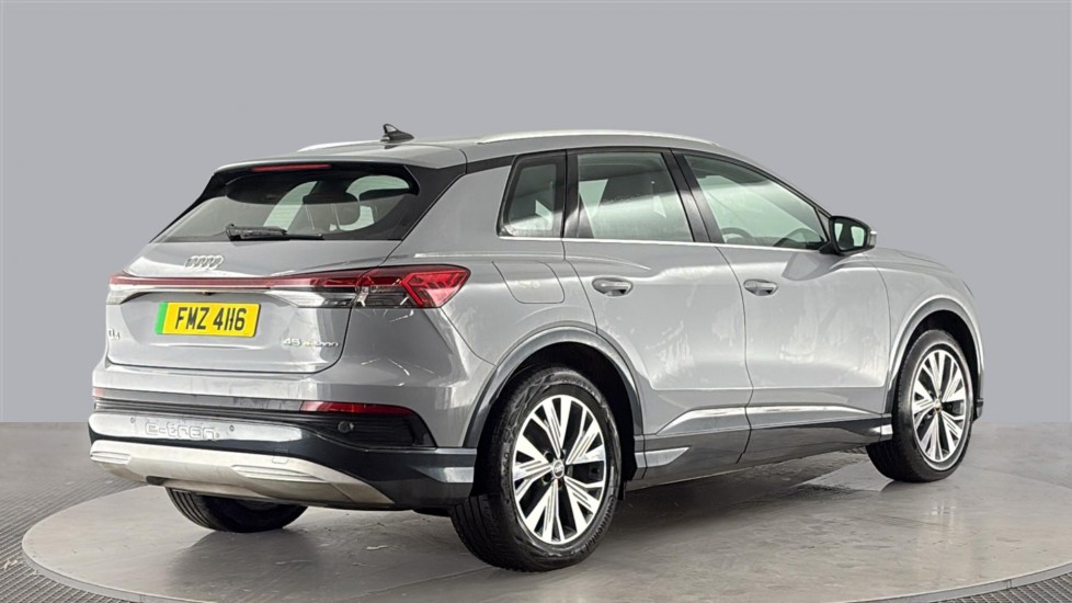 AUDI Q4 E-TRON ESTATE 210kW 45 82kWh Sport 5dr Auto [Leather]
