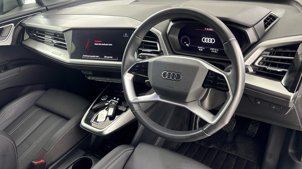 AUDI Q4 E-TRON ESTATE 210kW 45 82kWh Sport 5dr Auto [Leather]