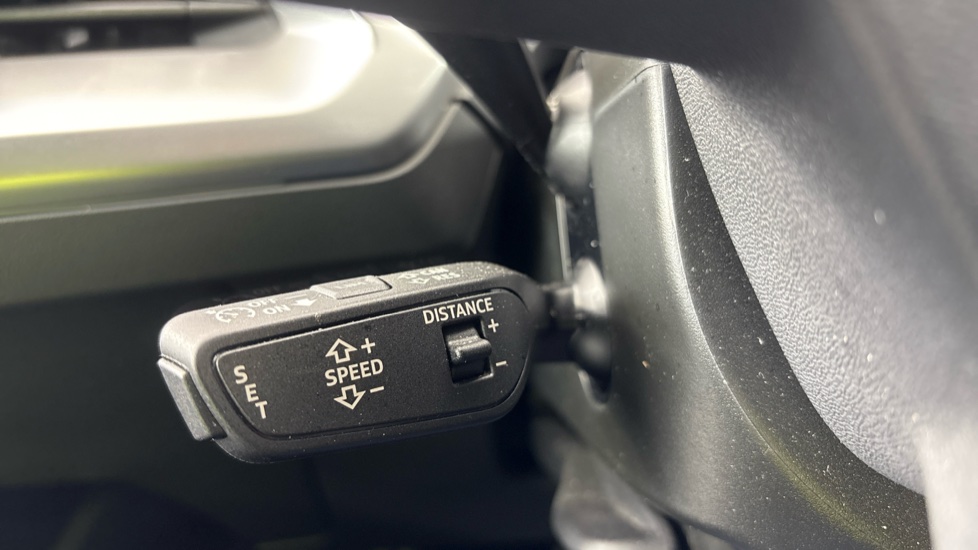AUDI Q4 E-TRON ESTATE 210kW 45 82kWh Sport 5dr Auto [Leather]