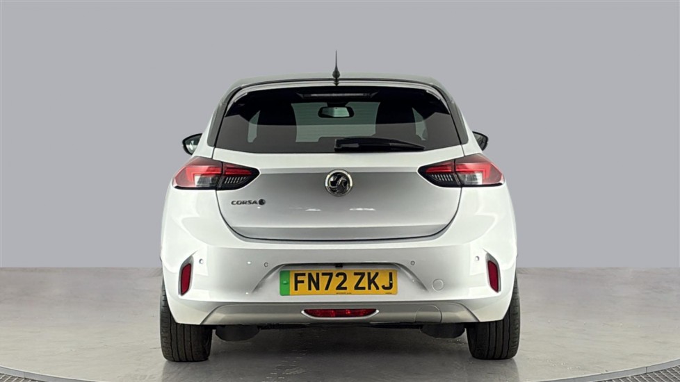 VAUXHALL CORSA Image 4