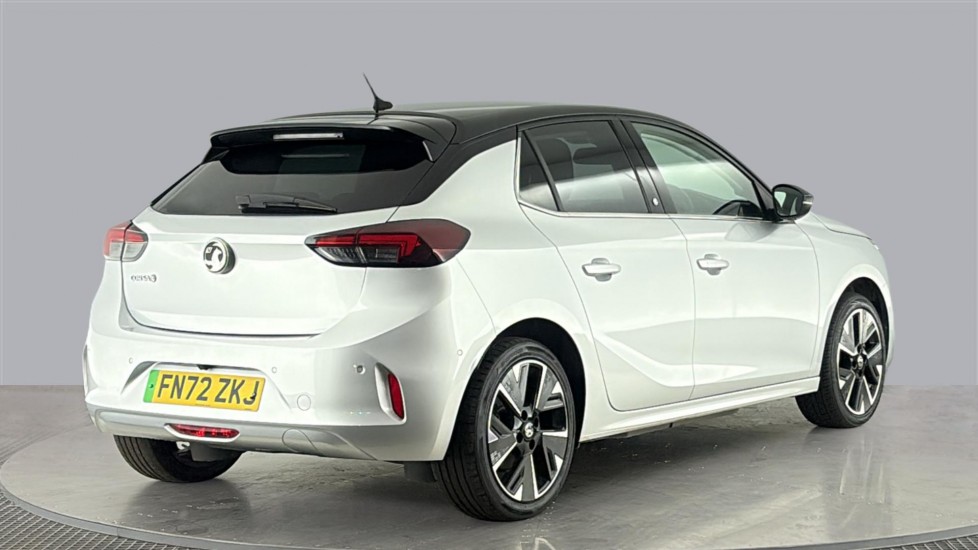 VAUXHALL CORSA Image 5
