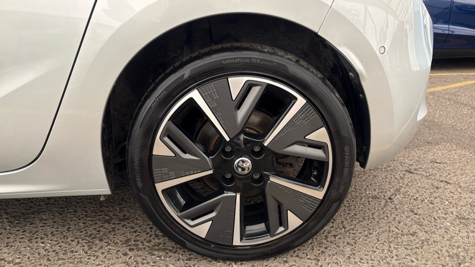 VAUXHALL CORSA Image 18