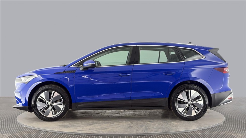 SKODA ENYAQ Image 2