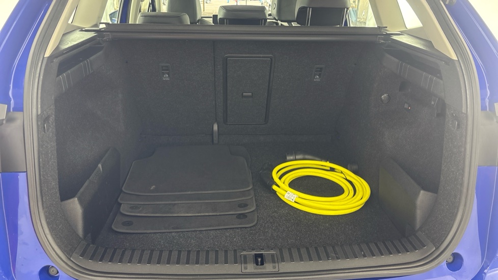 SKODA ENYAQ Image 15