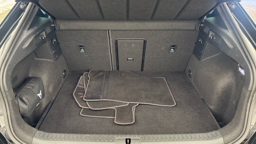 CUPRA FORMENTOR Image 15