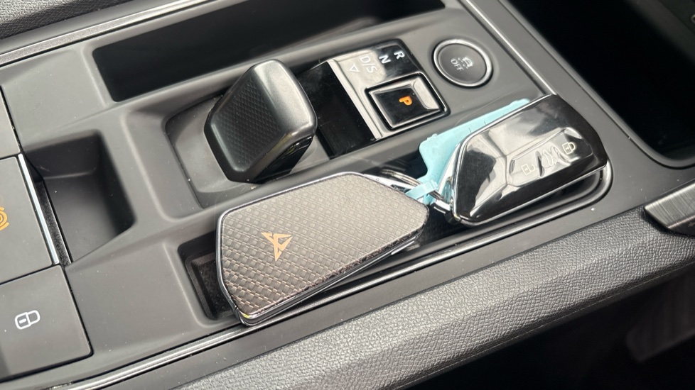 CUPRA FORMENTOR two keys