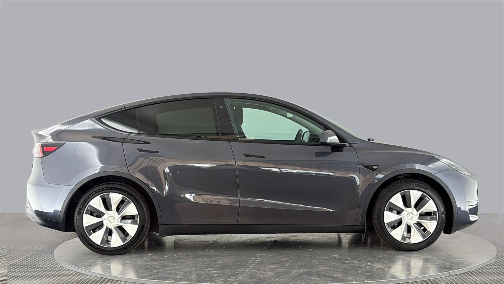 TESLA MODEL Y MODEL Y HATCHBACK RWD 5dr Auto
