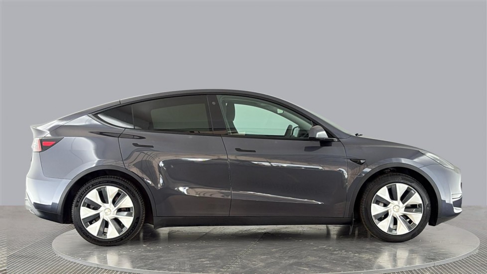 TESLA MODEL Y Image 6