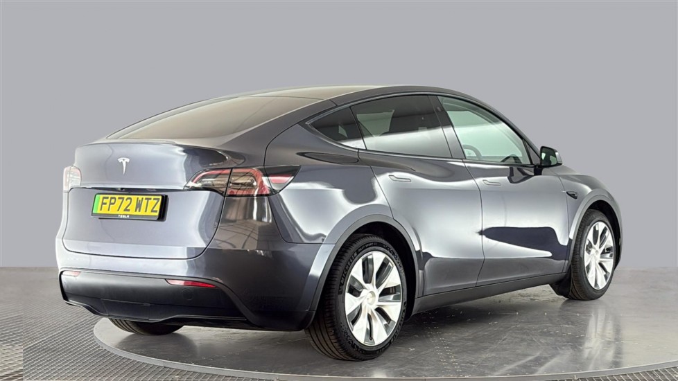 TESLA MODEL Y Image 5