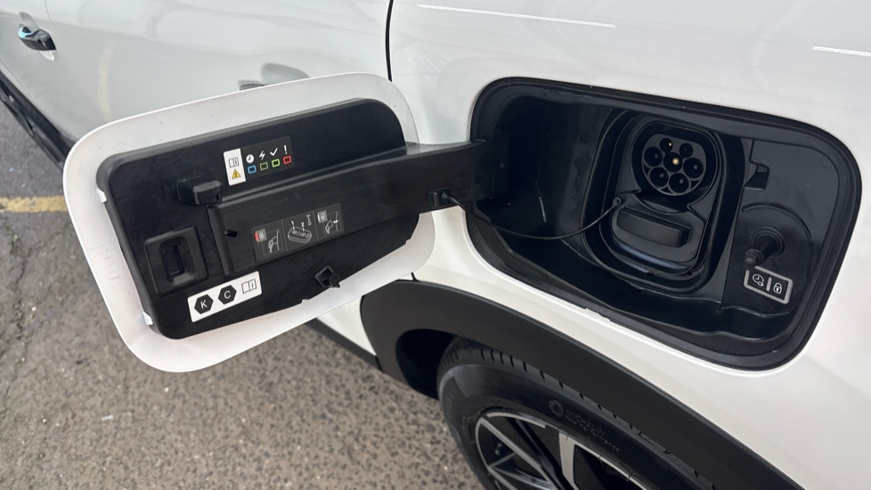 CITROEN E-C4 ELECTRIC HATCHBACK 100kW Sense 50kWh 5dr Auto [11kWCh]