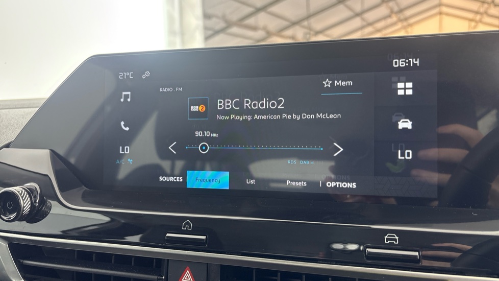 CITROEN C4 Image 12