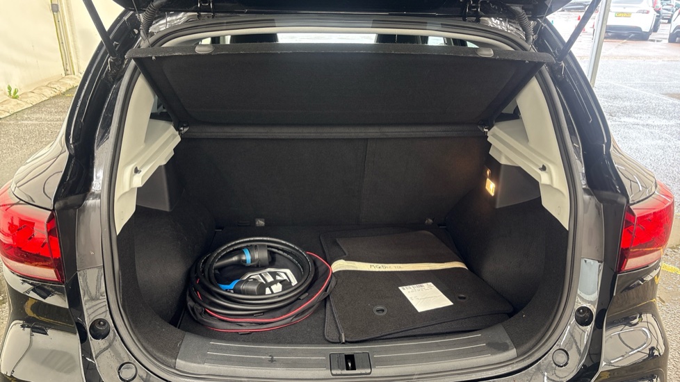 MG MOTOR UK ZS ELECTRIC HATCHBACK 130kW Trophy EV 51kWh 5dr Auto