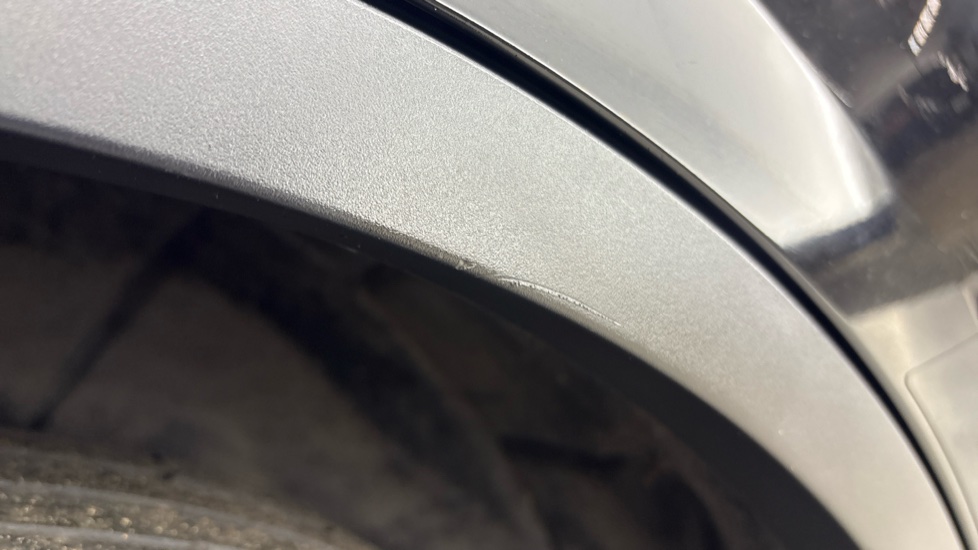 TESLA MODEL Y HATCHBACK Long Range AWD 5dr Auto