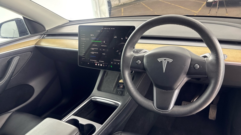 TESLA MODEL Y HATCHBACK Long Range AWD 5dr Auto