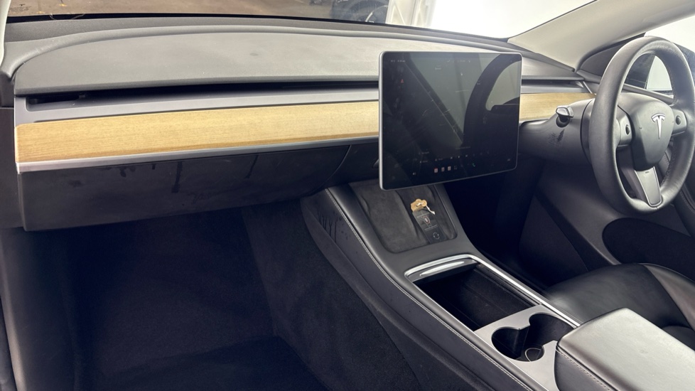 TESLA MODEL Y HATCHBACK Long Range AWD 5dr Auto