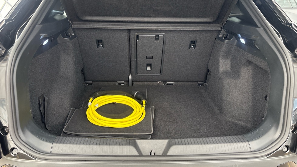VOLKSWAGEN ID.4 ESTATE 109kW Life Ed Pure 52kWh 5dr Auto [110kW Ch]