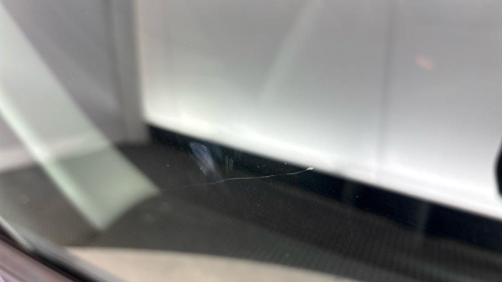 TESLA MODEL Y Scratches