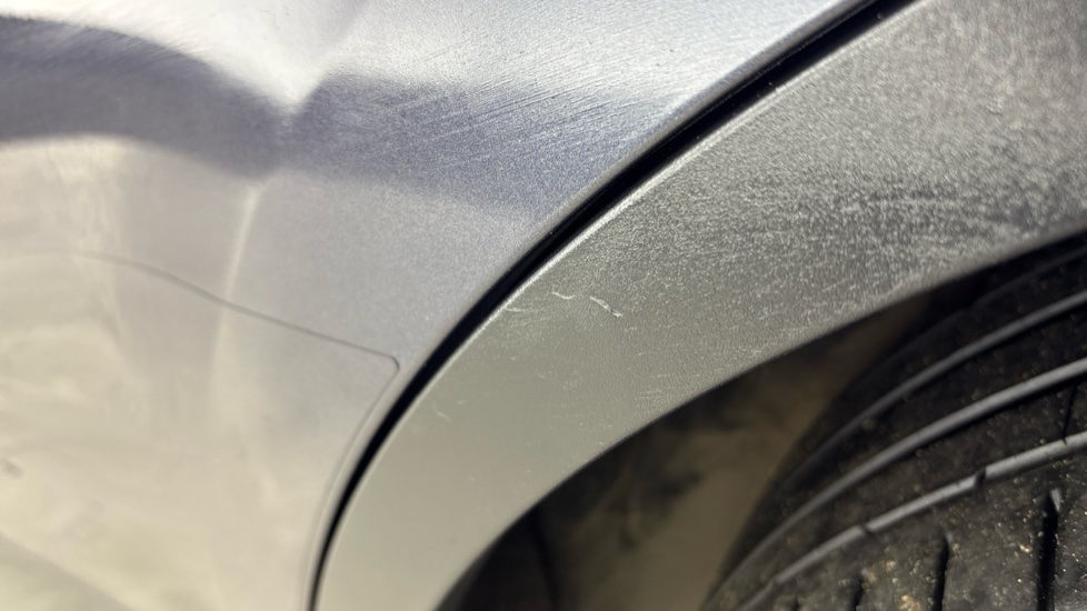 TESLA MODEL Y Scratches