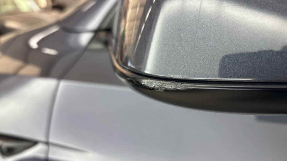 TESLA MODEL Y Scuff