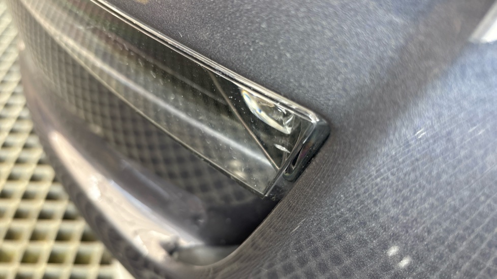 TESLA MODEL Y Scratches