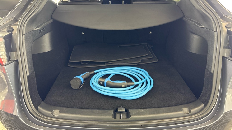 TESLA MODEL Y Image 15