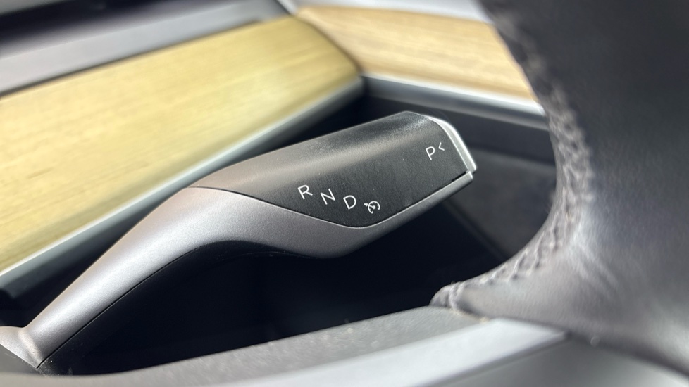 TESLA MODEL Y Cruise control