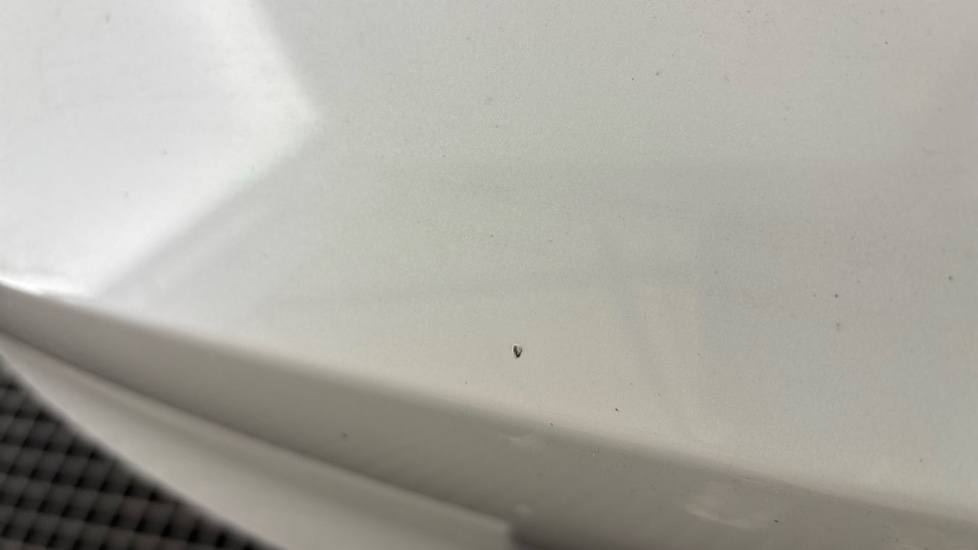 TESLA MODEL Y chips