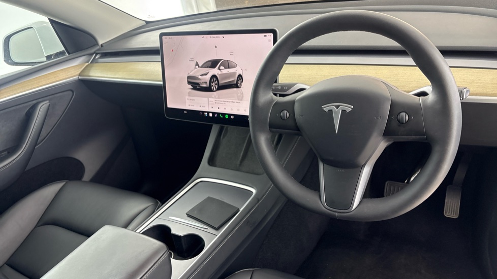 TESLA MODEL Y Image 9