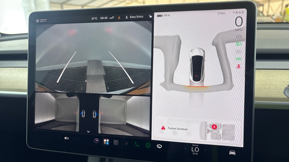 TESLA MODEL Y reverse camera