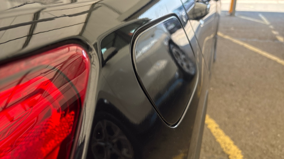 VOLVO XC40 dent