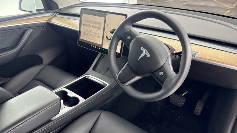 TESLA MODEL Y HATCHBACK Long Range AWD 5dr Auto