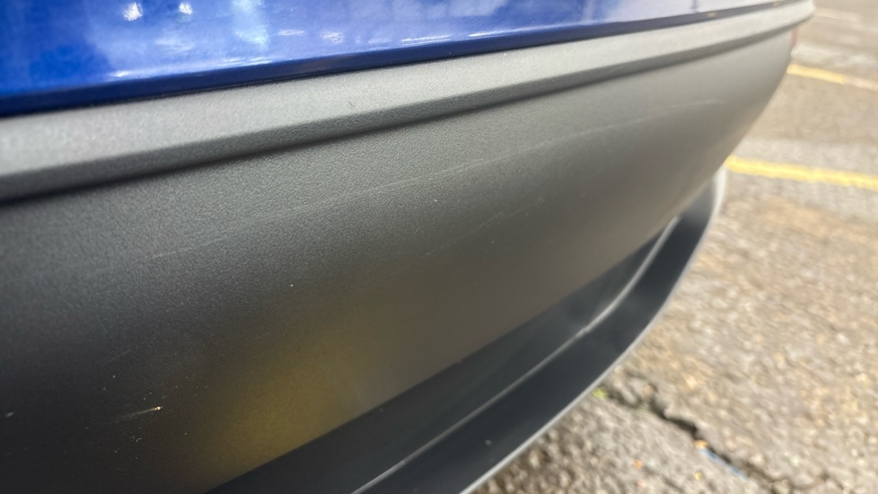 TESLA MODEL Y HATCHBACK RWD 5dr Auto