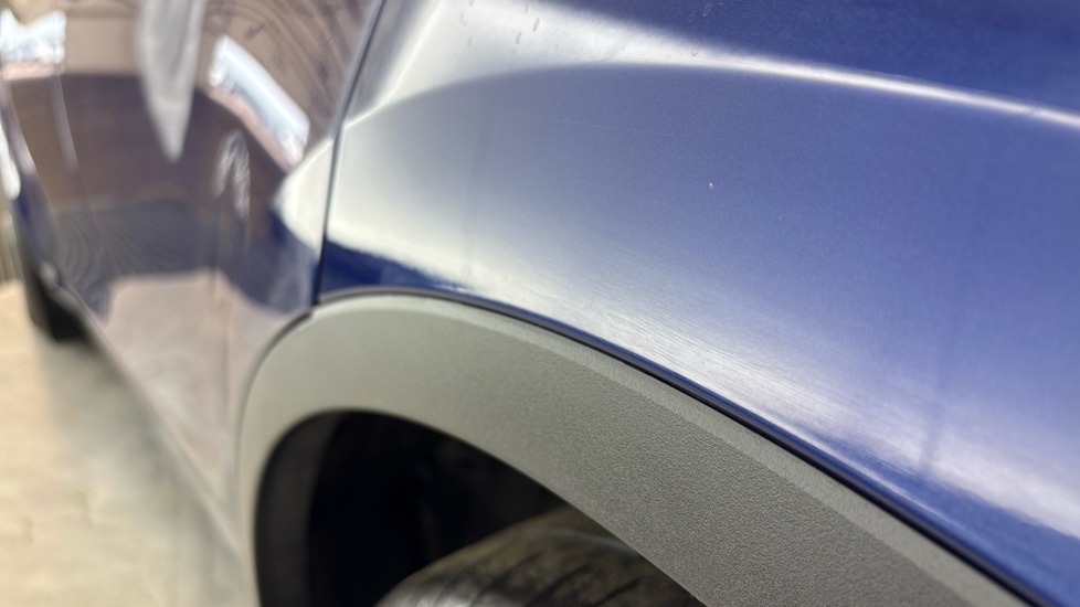 TESLA MODEL Y HATCHBACK Long Range AWD 5dr Auto