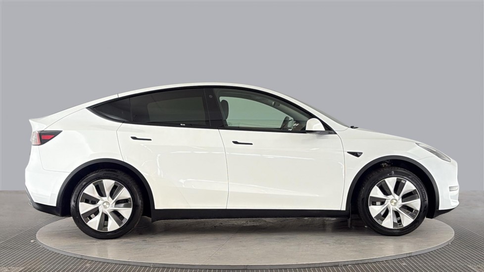 TESLA MODEL Y HATCHBACK RWD 5dr Auto