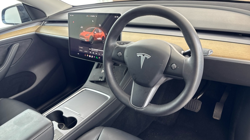TESLA MODEL Y HATCHBACK Long Range AWD 5dr Auto