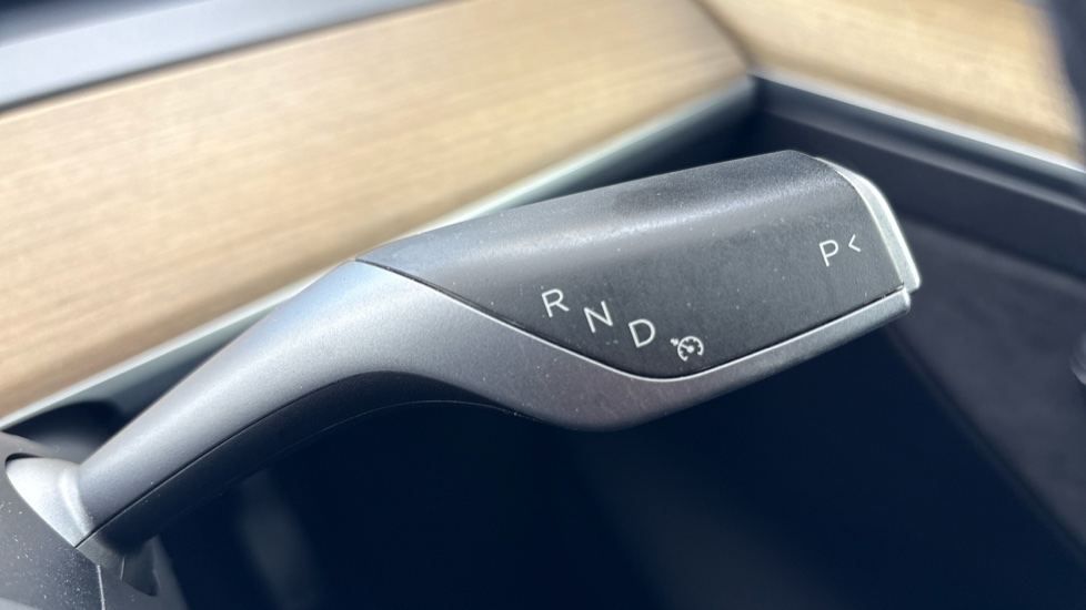 TESLA MODEL Y HATCHBACK Long Range AWD 5dr Auto