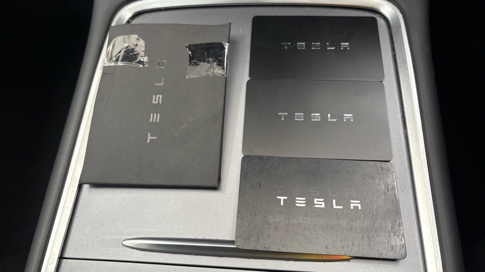 TESLA MODEL Y HATCHBACK Long Range AWD 5dr Auto
