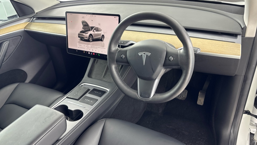 TESLA MODEL Y HATCHBACK Long Range AWD 5dr Auto