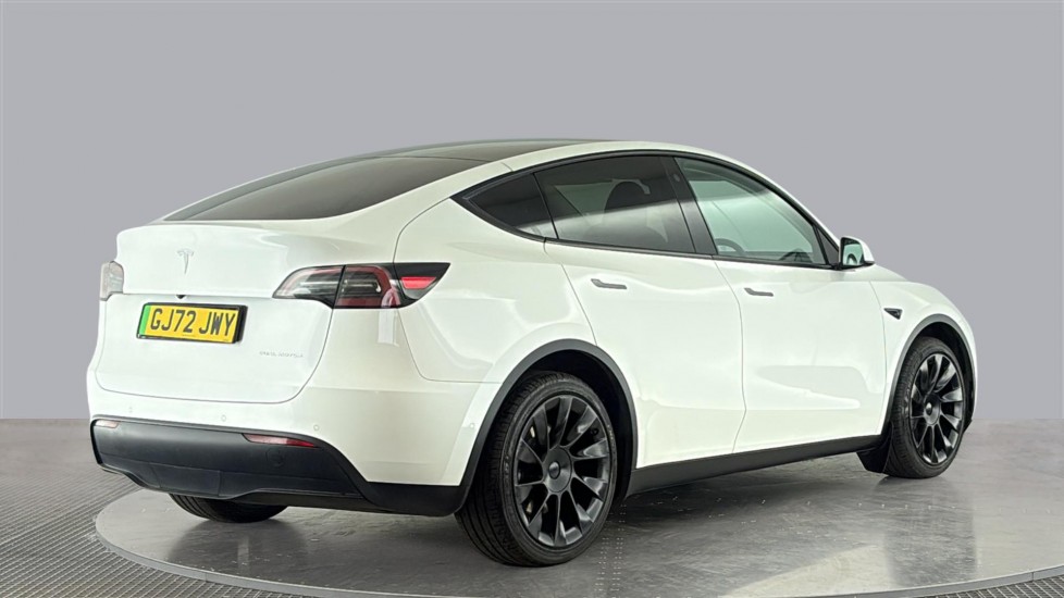 TESLA MODEL Y Image 5