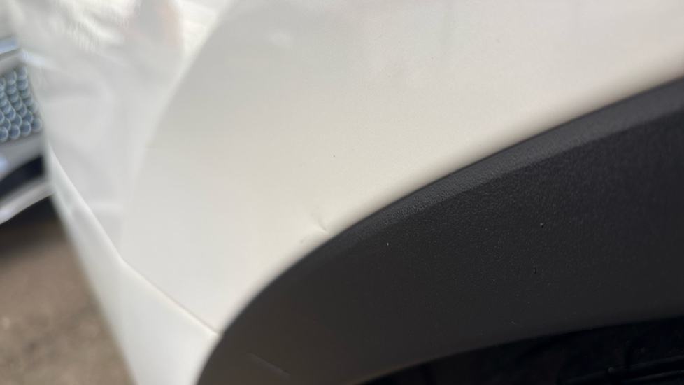 TESLA MODEL Y Dent