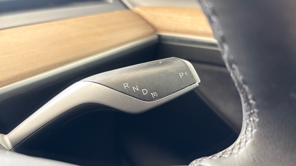 TESLA MODEL Y Cruise control