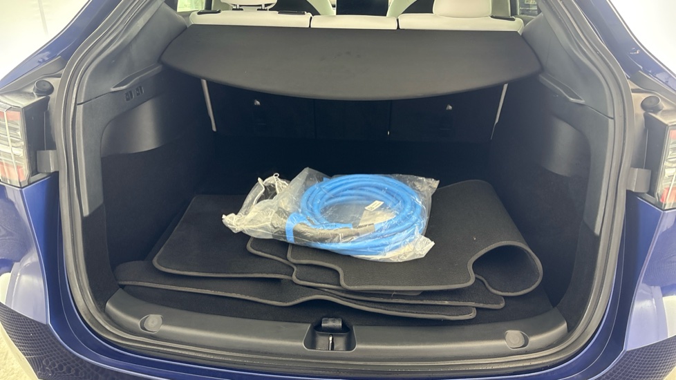 TESLA MODEL Y HATCHBACK Long Range AWD 5dr Auto