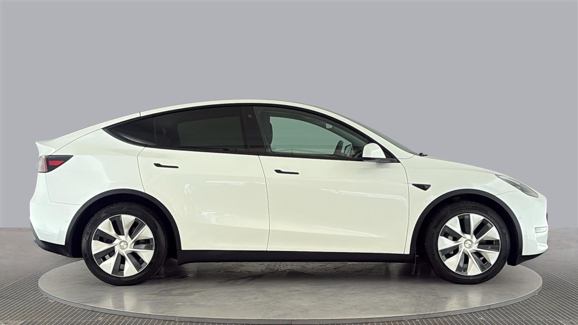 TESLA MODEL Y MODEL Y HATCHBACK Long Range AWD 5dr Auto