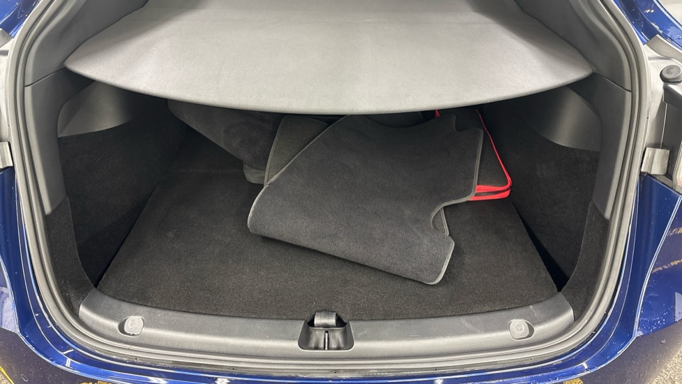 TESLA MODEL Y HATCHBACK Long Range AWD 5dr Auto