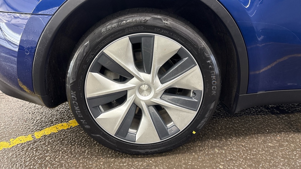 TESLA MODEL Y HATCHBACK Long Range AWD 5dr Auto