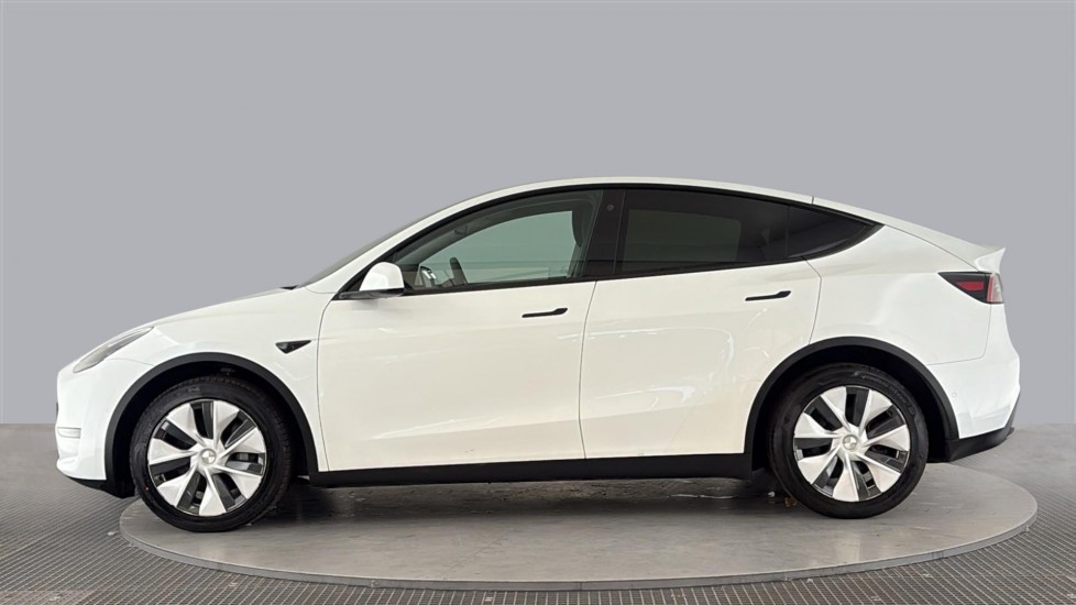 TESLA MODEL Y Image 2