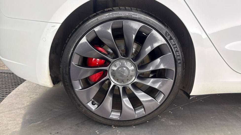 TESLA MODEL 3 SALOON Performance AWD 4dr [Performance Upgrade] Auto