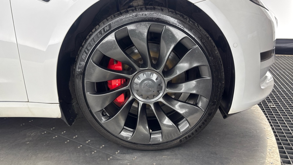 TESLA MODEL 3 SALOON Performance AWD 4dr [Performance Upgrade] Auto