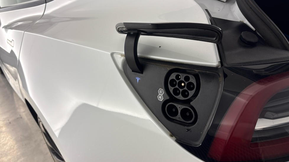 TESLA MODEL 3 SALOON Performance AWD 4dr [Performance Upgrade] Auto