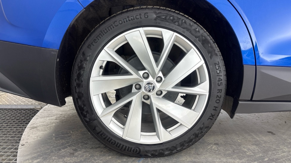 SKODA ENYAQ IV ESTATE 150kW 80 Loft 82kWh 5dr [125kW]